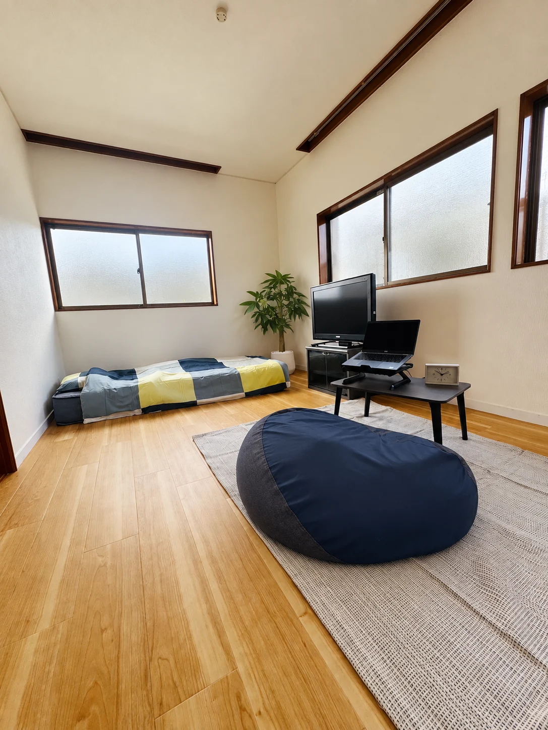 ミラホーム東岩槻の家具を配置した居室